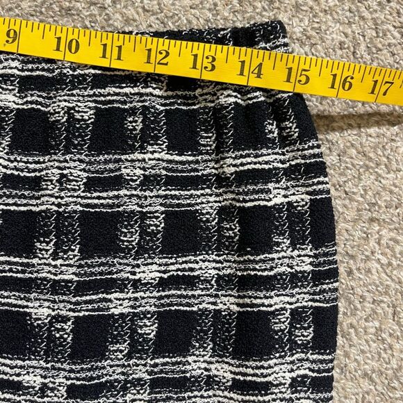 Sold  - Picture 3 of 6